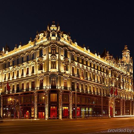 Buddha-Bar Hotel Budapest Klotild Palace 客房 照片 The hotel at night