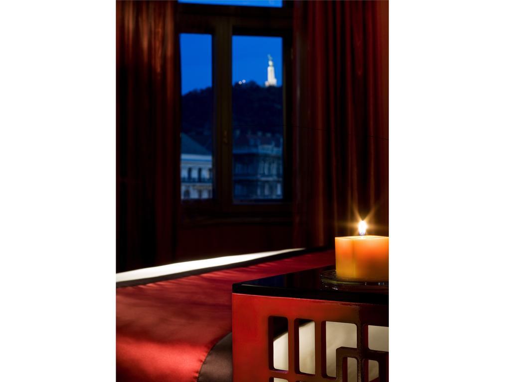 Buddha-Bar Hotel Budapest Klotild Palace 外观 照片 A room at the Hotel de la Ville