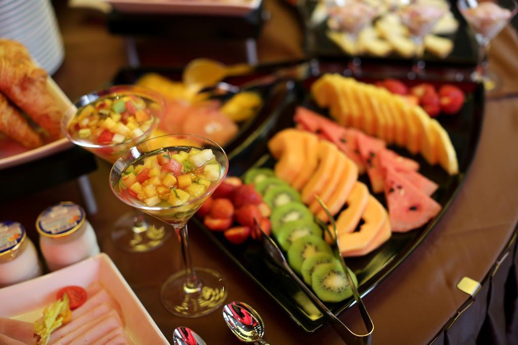 Buddha-Bar Hotel Budapest Klotild Palace 外观 照片 Fruit salad