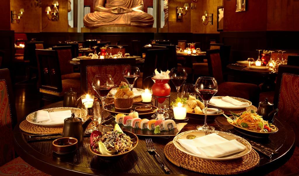 Buddha-Bar Hotel Budapest Klotild Palace 餐厅 照片 A table at Buddha Bar