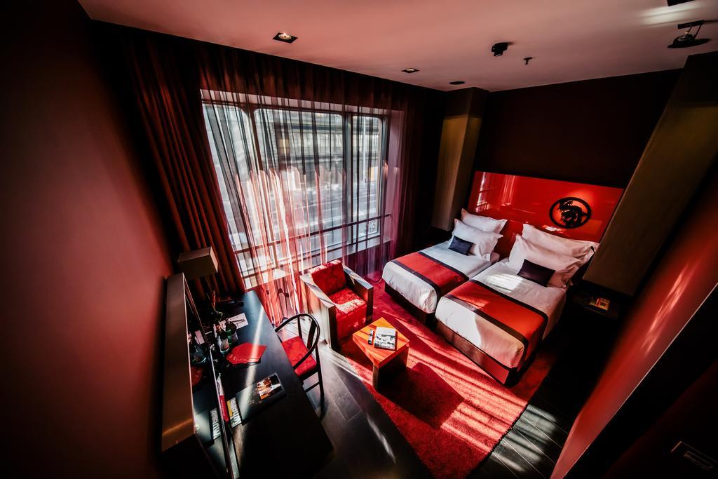 Buddha-Bar Hotel Budapest Klotild Palace 外观 照片 A room at the hotel