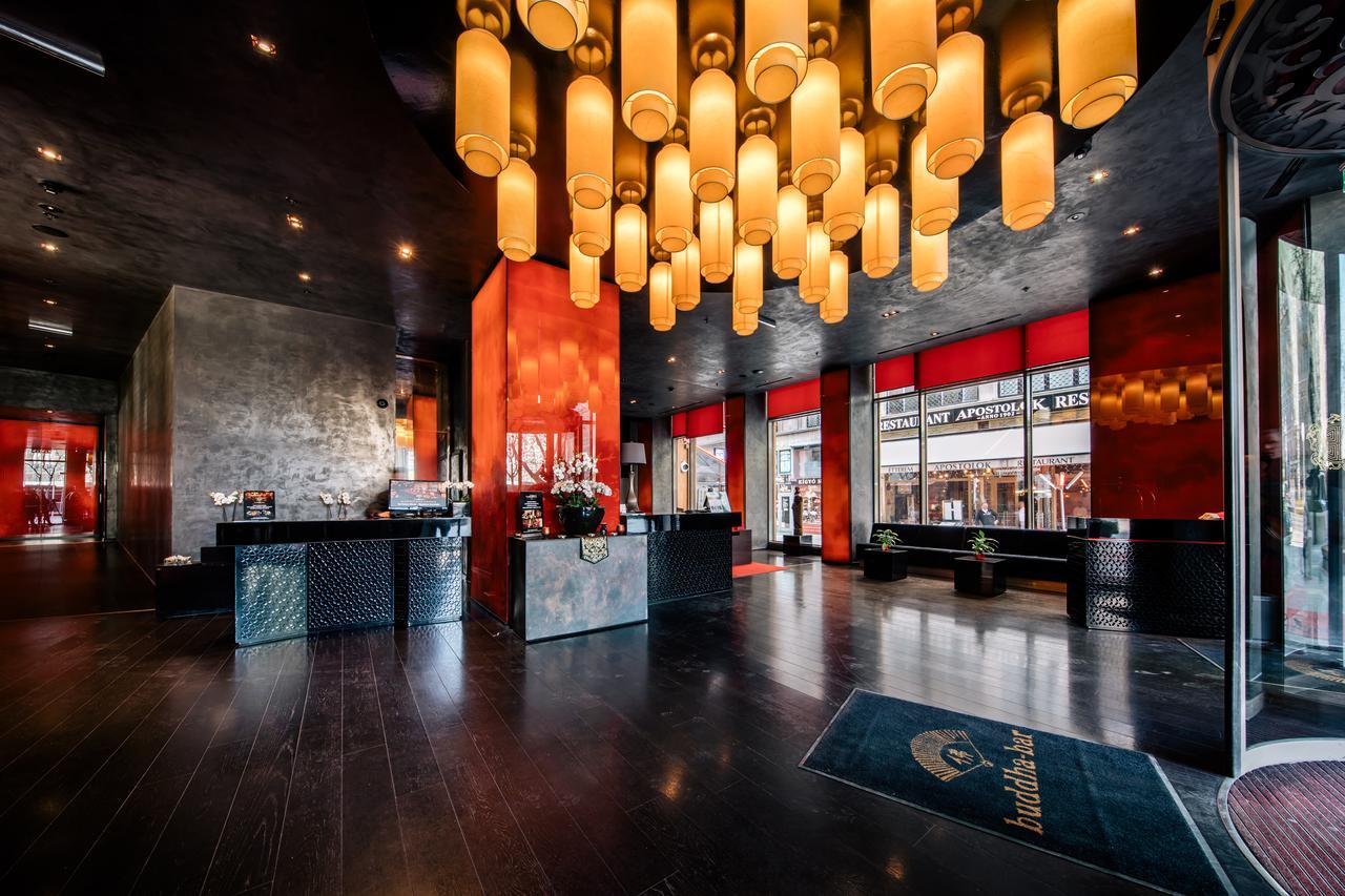Buddha-Bar Hotel Budapest Klotild Palace 外观 照片 The lobby of the Mandarin Oriental, Munich