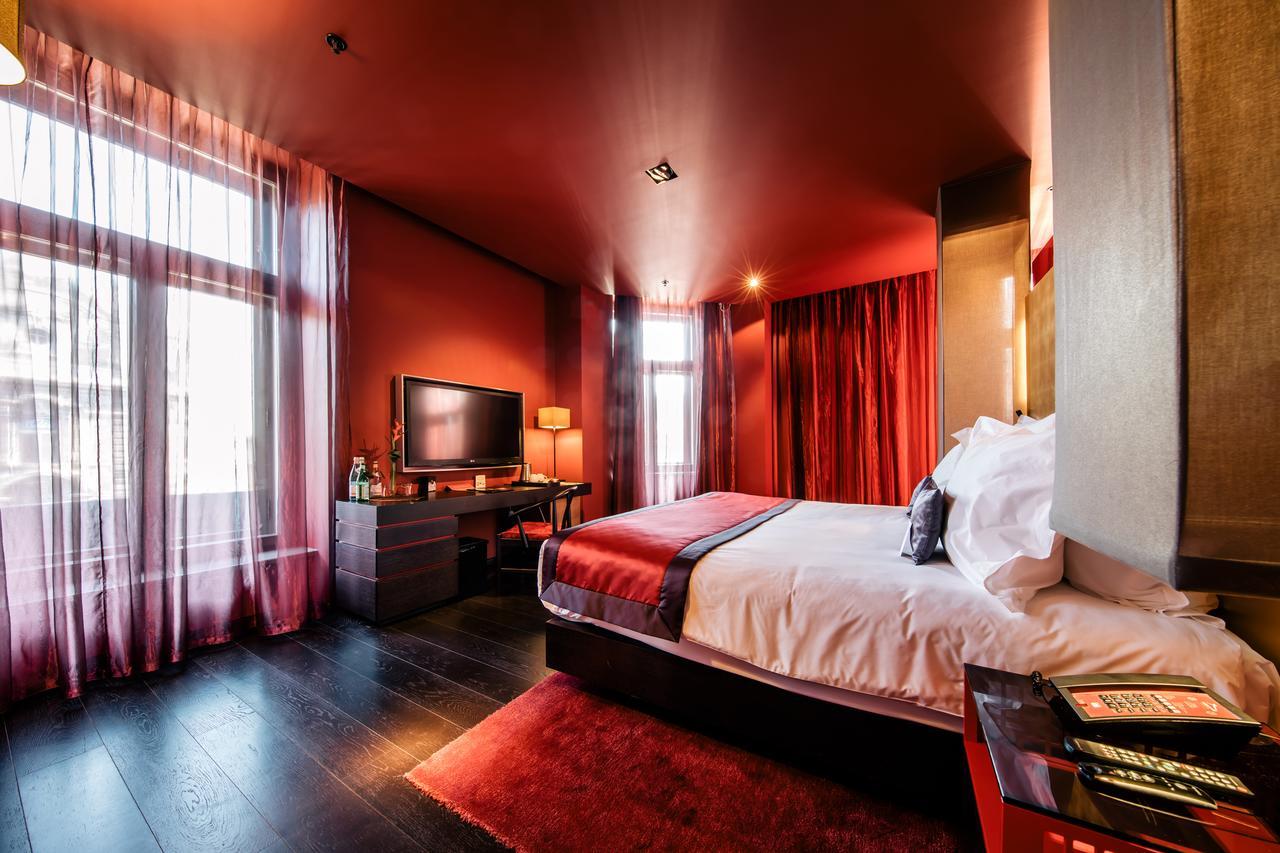 Buddha-Bar Hotel Budapest Klotild Palace 外观 照片 A suite at the Mandarin Oriental, Munich